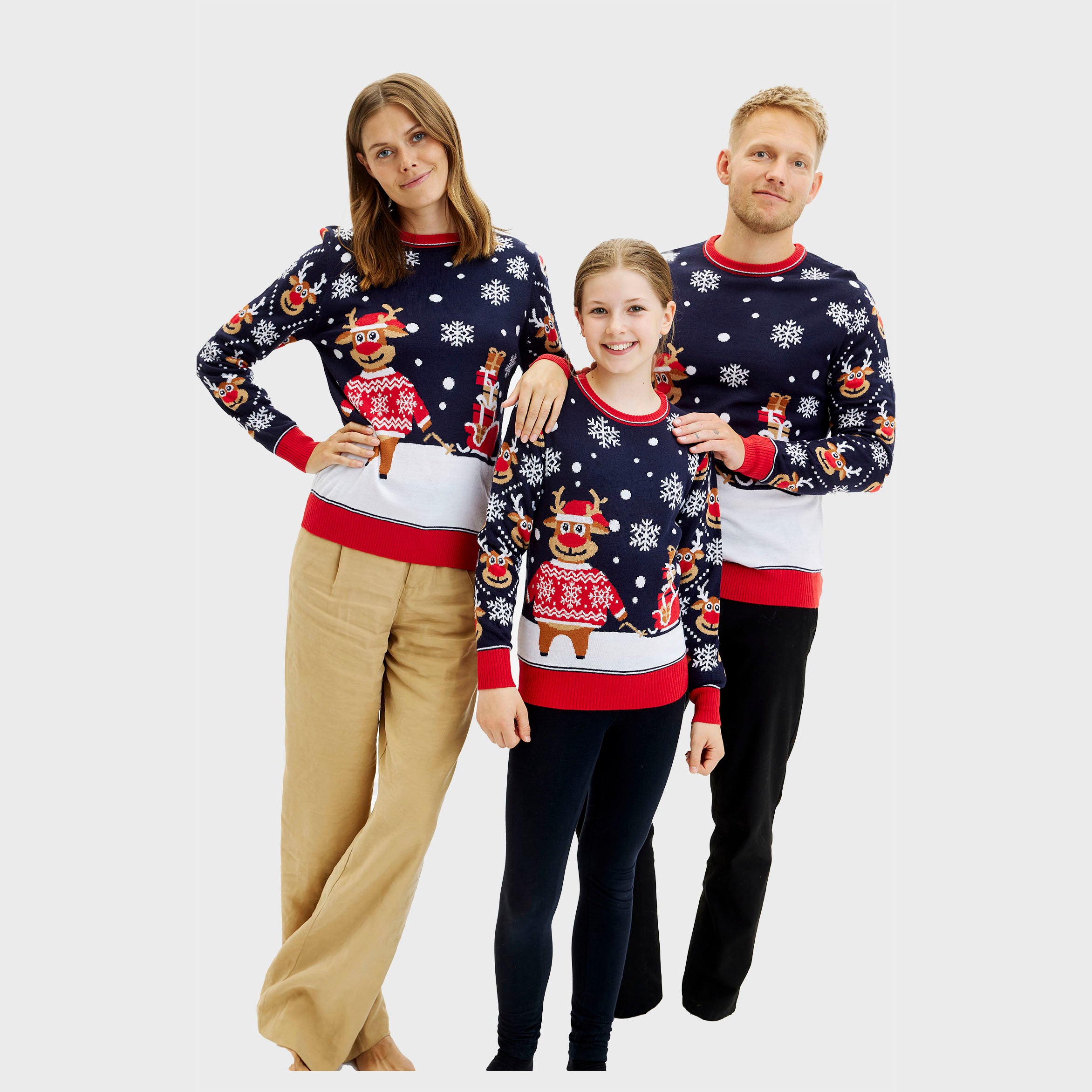 The Bringing Christmas Gifts Sweater - Dame